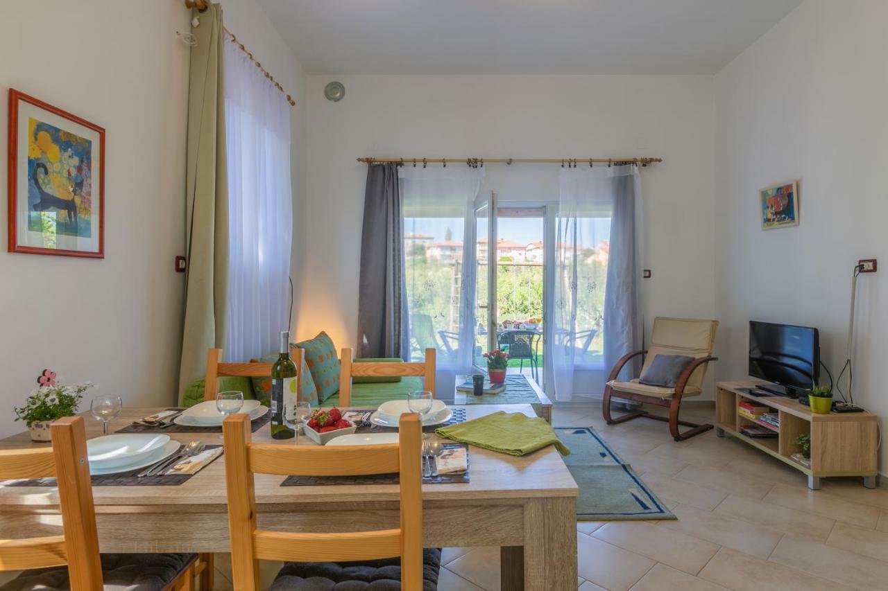 Apartment Green Garden Pula Dış mekan fotoğraf